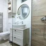 2 Bedroom Lovely Apartment In Blace