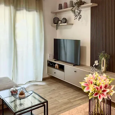 2 Bedroom Lovely Apartment In Blace Apartamento Blace